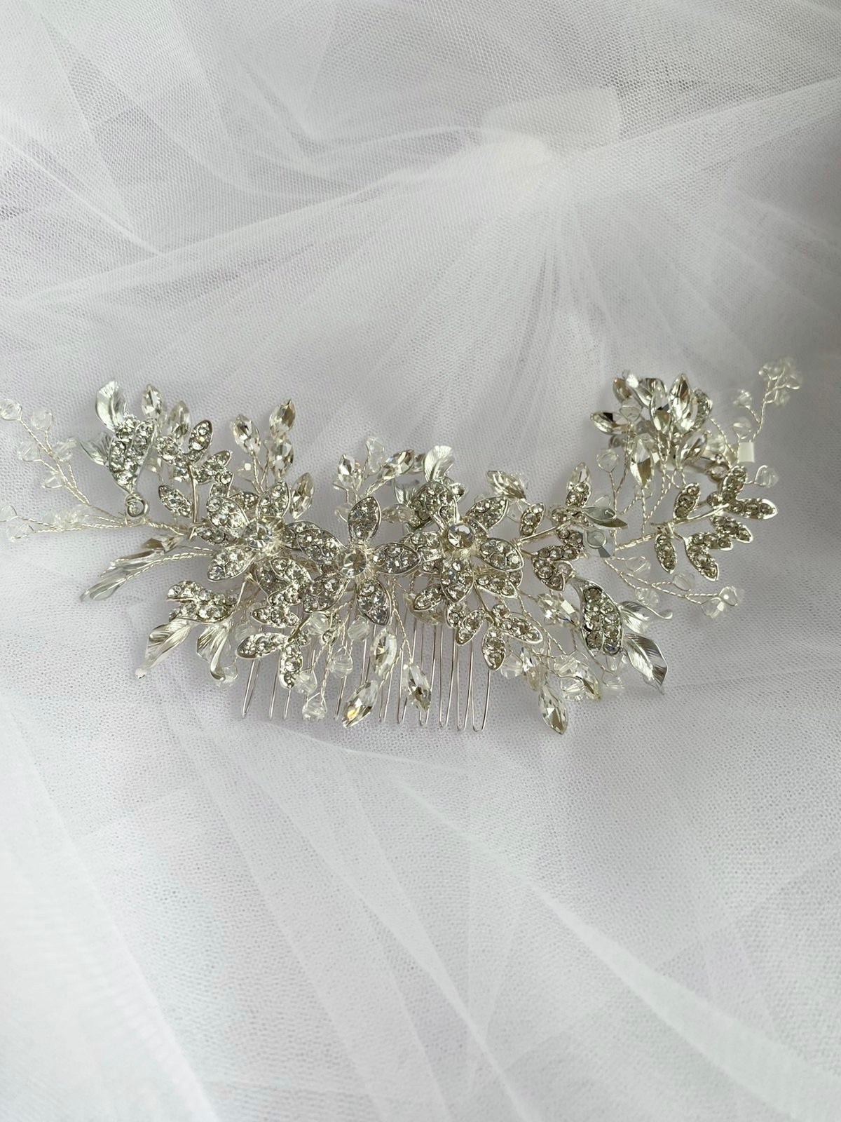 Nikita headdress