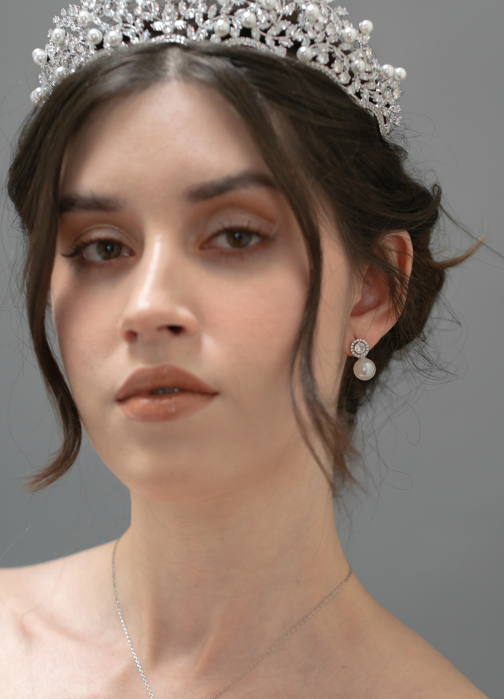 Aretes Manila