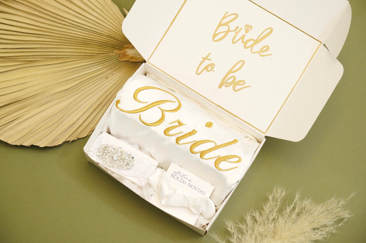 Gift Box for Girlfriend