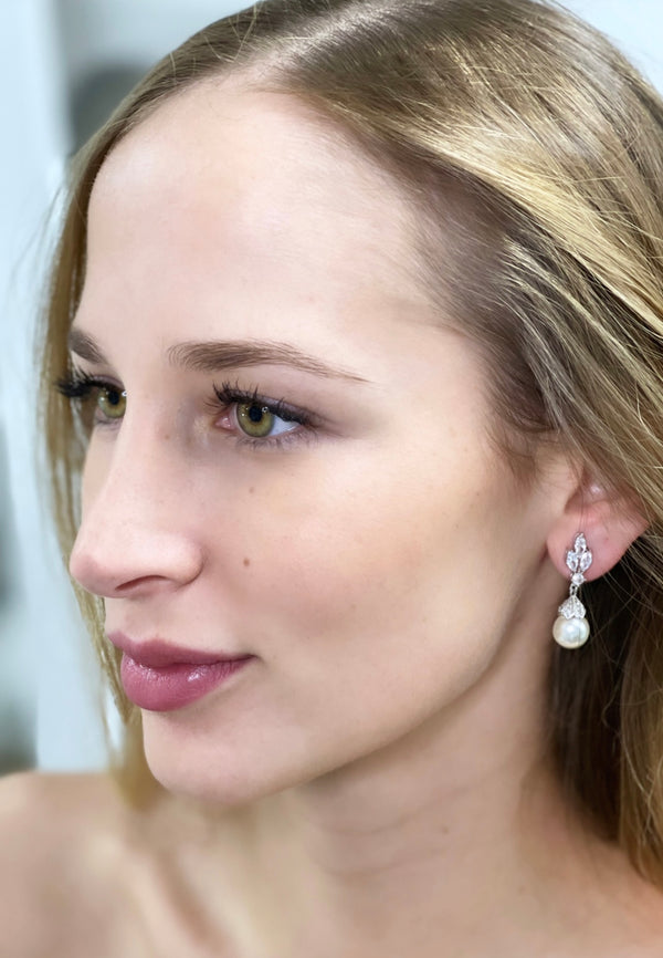 Aretes Monica